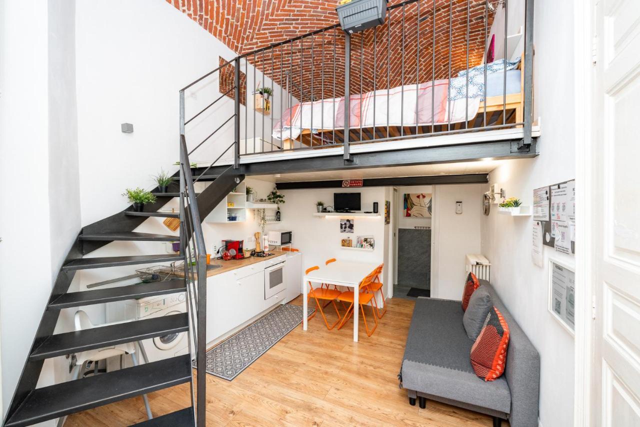 Stagabin Little Loft Near Porta Susa Station And Subway Турин Экстерьер фото