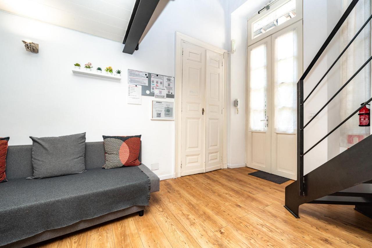 Stagabin Little Loft Near Porta Susa Station And Subway Турин Экстерьер фото